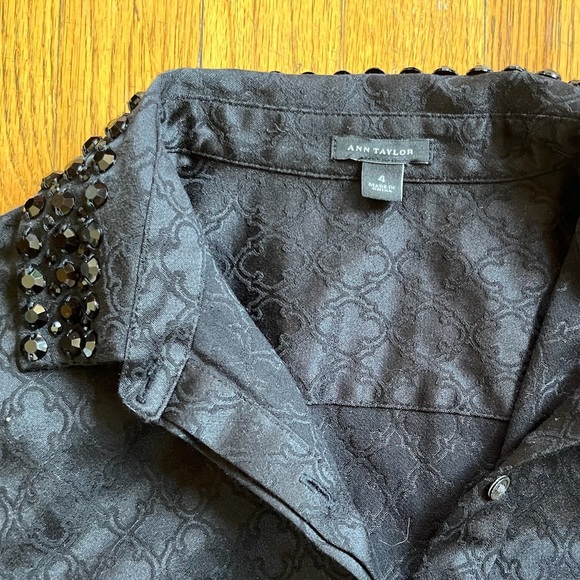 Vintagee Ann Taylor Embellished Collar Dress - size 4 - Picture 3 of 4